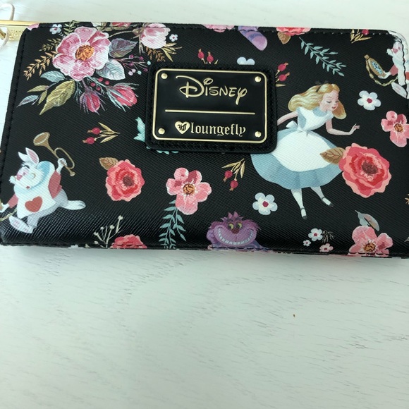 Handbags - Lounge fly wallet